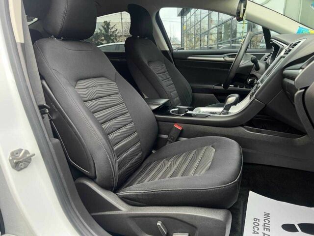 Білий Форд Фьюжен, об'ємом двигуна 2.5 л та пробігом 151 тис. км за 11200 $, фото 20 на Automoto.ua