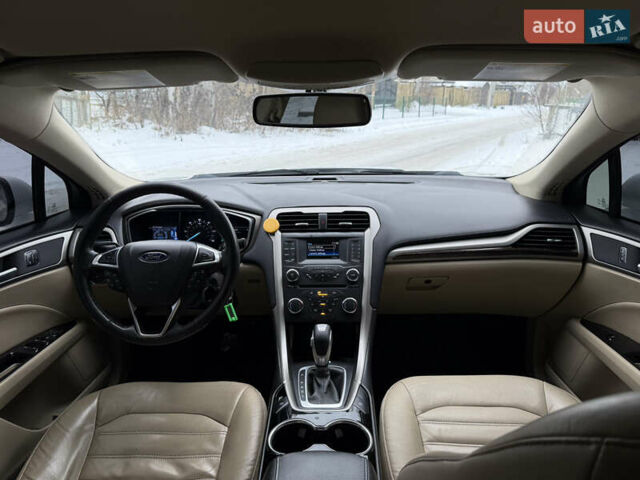 Білий Форд Фьюжен, об'ємом двигуна 2 л та пробігом 352 тис. км за 9800 $, фото 19 на Automoto.ua