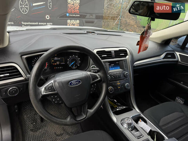 Белый Форд Фьюжн, объемом двигателя 2.49 л и пробегом 215 тыс. км за 8900 $, фото 8 на Automoto.ua