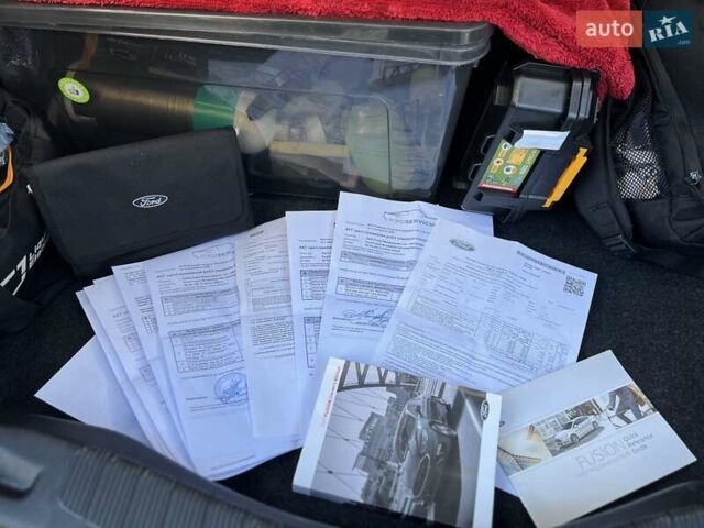 Білий Форд Фьюжен, об'ємом двигуна 2 л та пробігом 128 тис. км за 19000 $, фото 39 на Automoto.ua