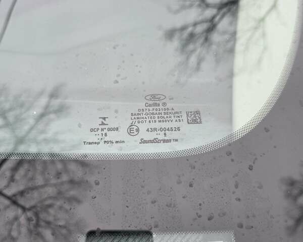 Білий Форд Фьюжен, об'ємом двигуна 2.49 л та пробігом 65 тис. км за 15500 $, фото 14 на Automoto.ua