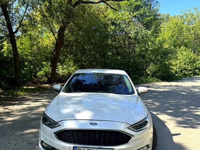 Белый Форд Фьюжн, объемом двигателя 2.5 л и пробегом 190 тыс. км за 12500 $, фото 10 на Automoto.ua