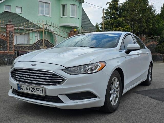 Белый Форд Фьюжн, объемом двигателя 2.5 л и пробегом 145 тыс. км за 11000 $, фото 1 на Automoto.ua