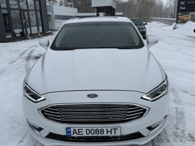 Білий Форд Фьюжен, об'ємом двигуна 2 л та пробігом 116 тис. км за 11500 $, фото 1 на Automoto.ua