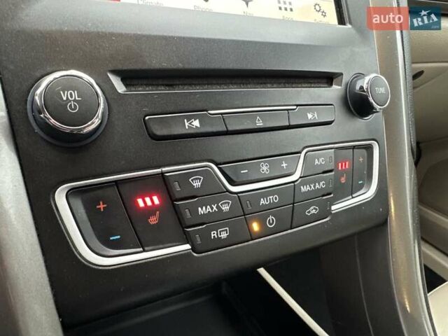 Белый Форд Фьюжн, объемом двигателя 2 л и пробегом 260 тыс. км за 13400 $, фото 21 на Automoto.ua