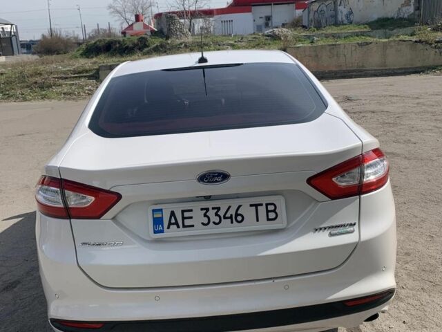 Белый Форд Фьюжн, объемом двигателя 1.5 л и пробегом 135 тыс. км за 10200 $, фото 4 на Automoto.ua