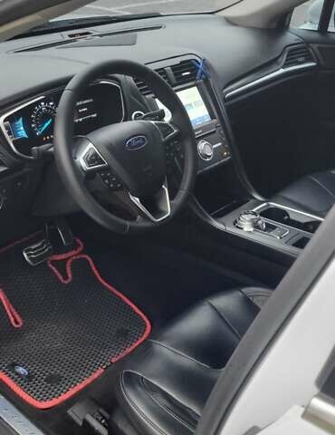 Белый Форд Фьюжн, объемом двигателя 2 л и пробегом 238 тыс. км за 11000 $, фото 8 на Automoto.ua