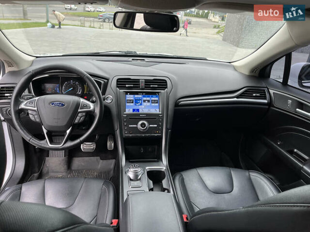 Белый Форд Фьюжн, объемом двигателя 2 л и пробегом 174 тыс. км за 15000 $, фото 20 на Automoto.ua