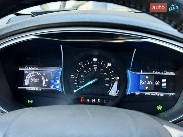 Белый Форд Фьюжн, объемом двигателя 2 л и пробегом 164 тыс. км за 13500 $, фото 18 на Automoto.ua