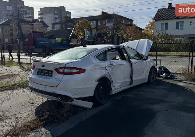 Форд Фьюжн 2016 в Виннице на Automoto.ua Белый Форд Фьюжн, объемом двигателя 2 л и пробегом 167 тыс. км за 4500 $, фото 6 на Automoto.ua