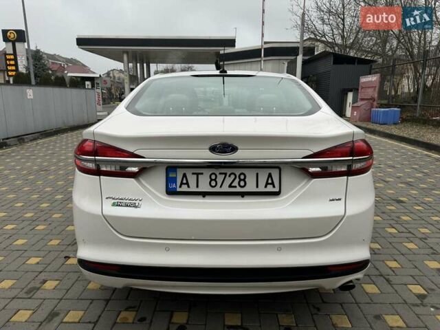 Белый Форд Фьюжн, объемом двигателя 2 л и пробегом 260 тыс. км за 13400 $, фото 7 на Automoto.ua