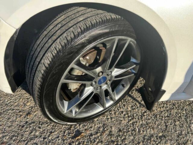 Белый Форд Фьюжн, объемом двигателя 2 л и пробегом 71 тыс. км за 4400 $, фото 9 на Automoto.ua