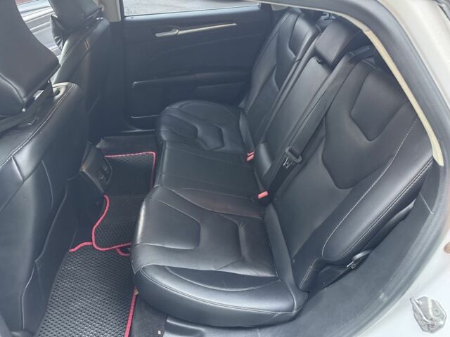 Белый Форд Фьюжн, объемом двигателя 2 л и пробегом 236 тыс. км за 13499 $, фото 12 на Automoto.ua