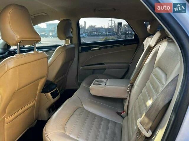 Белый Форд Фьюжн, объемом двигателя 2 л и пробегом 188 тыс. км за 2900 $, фото 20 на Automoto.ua