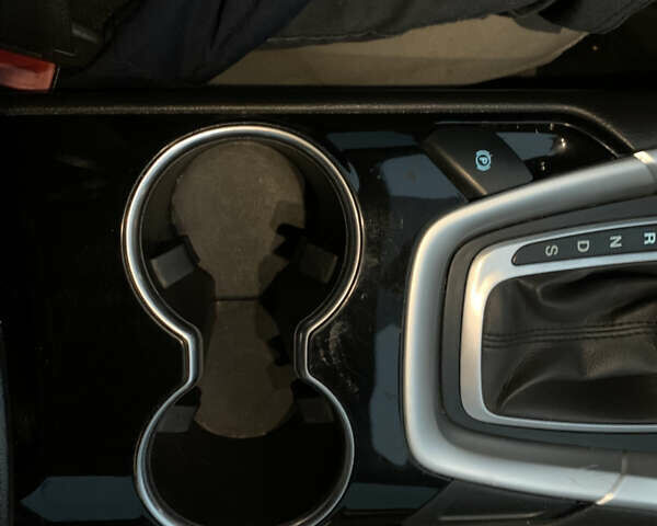 Белый Форд Фьюжн, объемом двигателя 2.5 л и пробегом 160 тыс. км за 10200 $, фото 29 на Automoto.ua