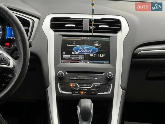 Білий Форд Фьюжен, об'ємом двигуна 2.5 л та пробігом 151 тис. км за 11200 $, фото 14 на Automoto.ua