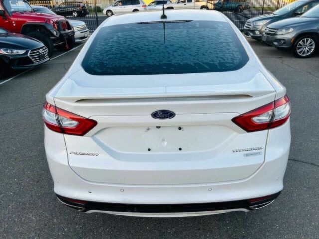 Білий Форд Фьюжен, об'ємом двигуна 2 л та пробігом 78 тис. км за 8800 $, фото 6 на Automoto.ua