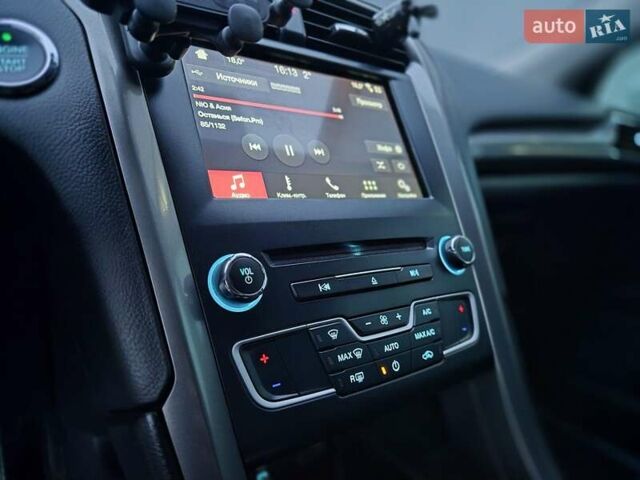 Белый Форд Фьюжн, объемом двигателя 2.49 л и пробегом 204 тыс. км за 12999 $, фото 21 на Automoto.ua