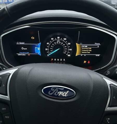 Білий Форд Фьюжен, об'ємом двигуна 2 л та пробігом 126 тис. км за 12000 $, фото 19 на Automoto.ua