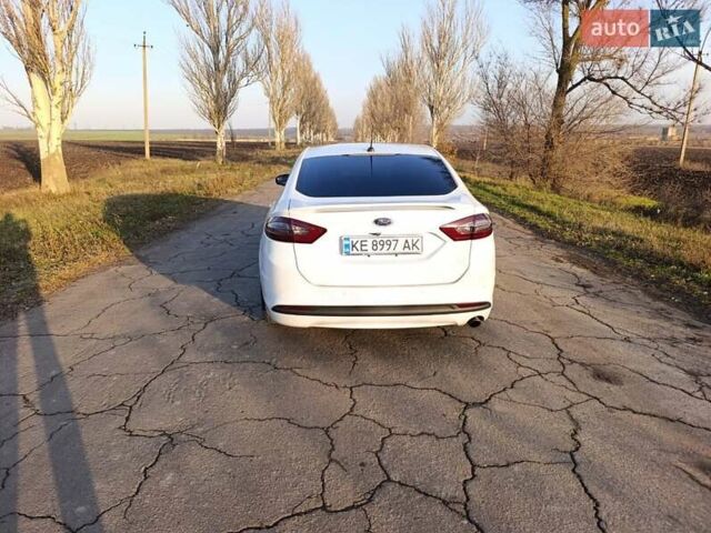 Белый Форд Фьюжн, объемом двигателя 1.5 л и пробегом 182 тыс. км за 9800 $, фото 5 на Automoto.ua