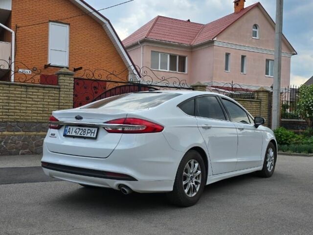 Белый Форд Фьюжн, объемом двигателя 2.5 л и пробегом 145 тыс. км за 11000 $, фото 2 на Automoto.ua