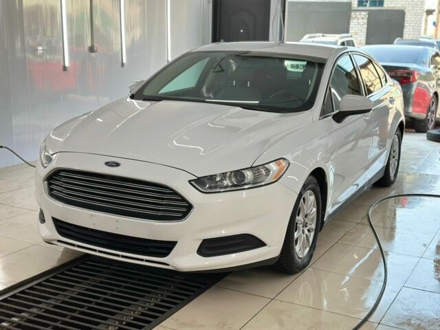 Белый Форд Фьюжн, объемом двигателя 2.5 л и пробегом 180 тыс. км за 9800 $, фото 4 на Automoto.ua