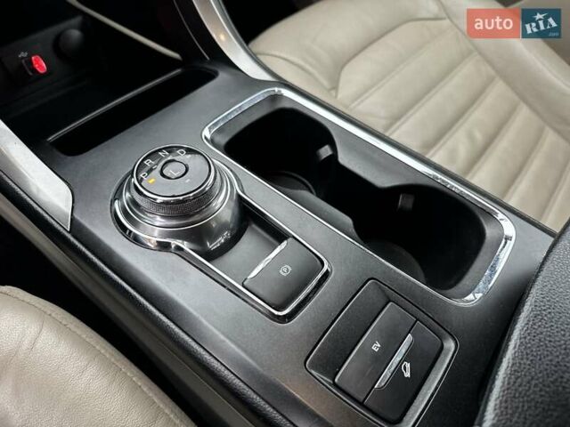 Белый Форд Фьюжн, объемом двигателя 2 л и пробегом 260 тыс. км за 13400 $, фото 23 на Automoto.ua