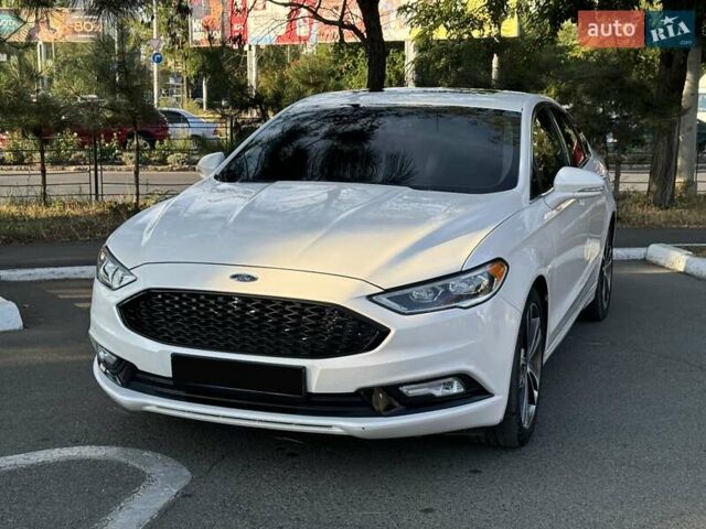 Белый Форд Фьюжн, объемом двигателя 2 л и пробегом 84 тыс. км за 10600 $, фото 2 на Automoto.ua
