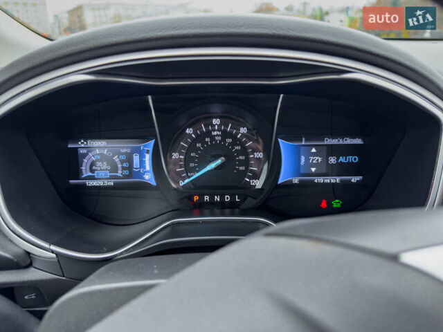 Белый Форд Фьюжн, объемом двигателя 2 л и пробегом 194 тыс. км за 13500 $, фото 28 на Automoto.ua