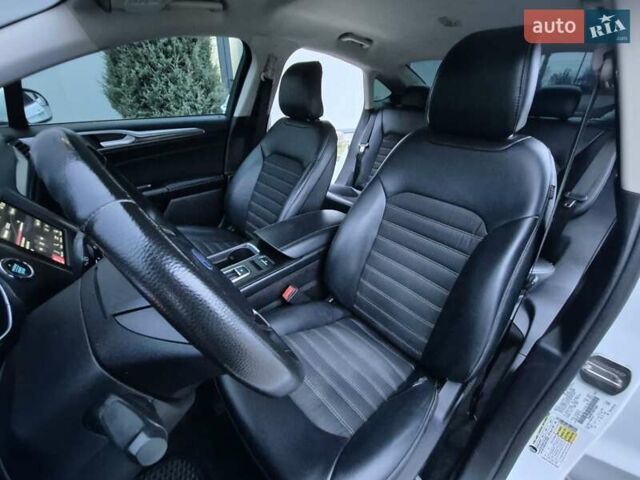 Белый Форд Фьюжн, объемом двигателя 2.49 л и пробегом 204 тыс. км за 12999 $, фото 24 на Automoto.ua