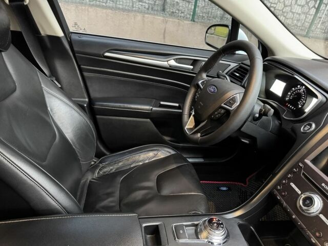 Белый Форд Фьюжн, объемом двигателя 2 л и пробегом 236 тыс. км за 13499 $, фото 11 на Automoto.ua