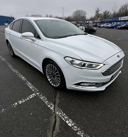 Білий Форд Фьюжен, об'ємом двигуна 2 л та пробігом 126 тис. км за 12000 $, фото 34 на Automoto.ua