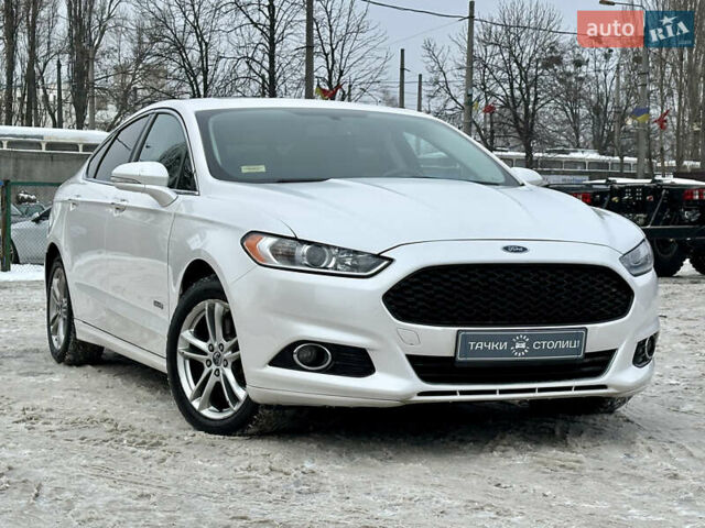 Белый Форд Фьюжн, объемом двигателя 2 л и пробегом 145 тыс. км за 12600 $, фото 7 на Automoto.ua