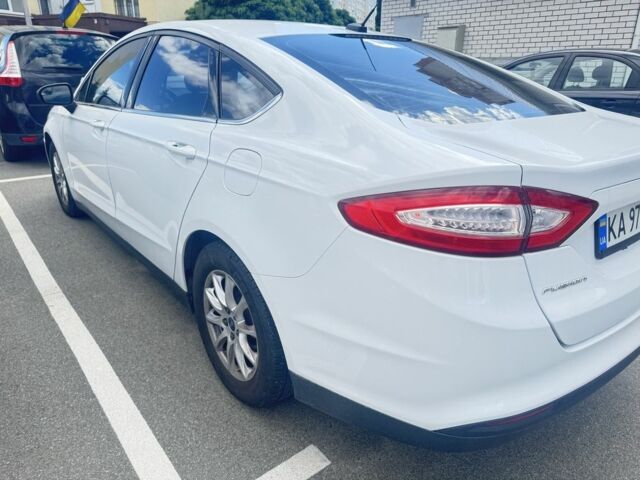 Белый Форд Фьюжн, объемом двигателя 2.5 л и пробегом 190 тыс. км за 9500 $, фото 3 на Automoto.ua