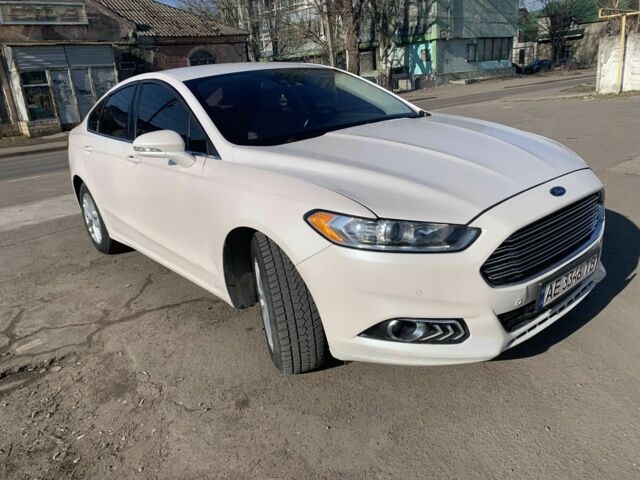 Белый Форд Фьюжн, объемом двигателя 1.5 л и пробегом 135 тыс. км за 10200 $, фото 3 на Automoto.ua