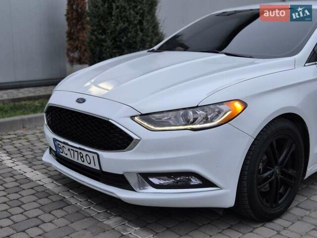 Белый Форд Фьюжн, объемом двигателя 2.49 л и пробегом 204 тыс. км за 12999 $, фото 10 на Automoto.ua