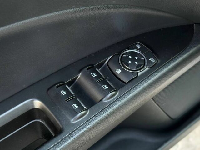 Белый Форд Фьюжн, объемом двигателя 1.5 л и пробегом 156 тыс. км за 11300 $, фото 17 на Automoto.ua