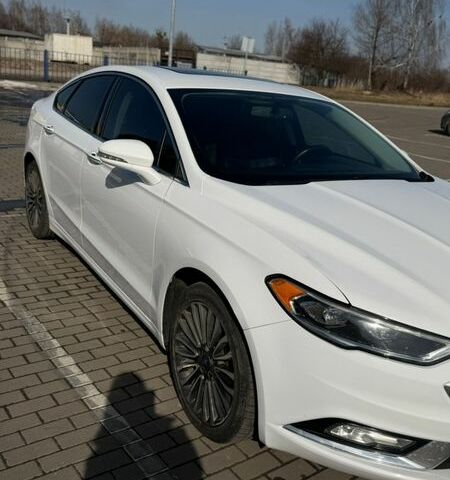 Білий Форд Фьюжен, об'ємом двигуна 2 л та пробігом 206 тис. км за 10800 $, фото 3 на Automoto.ua