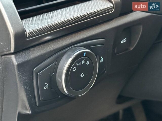 Білий Форд Фьюжен, об'ємом двигуна 2.5 л та пробігом 129 тис. км за 10590 $, фото 14 на Automoto.ua