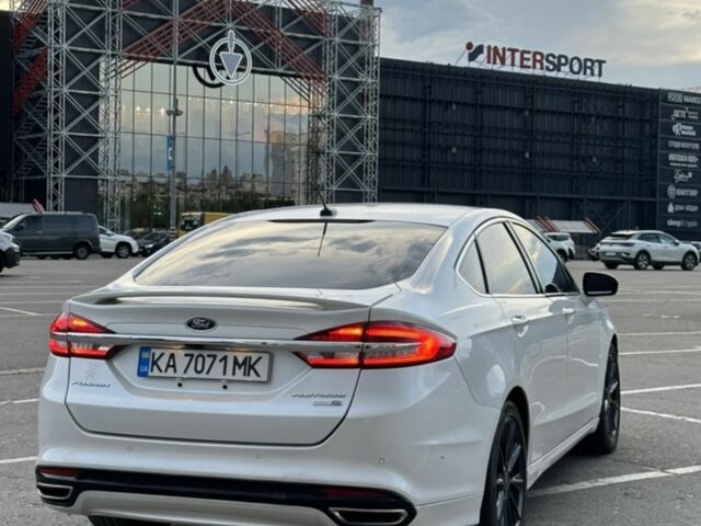 Белый Форд Фьюжн, объемом двигателя 2 л и пробегом 127 тыс. км за 13000 $, фото 3 на Automoto.ua