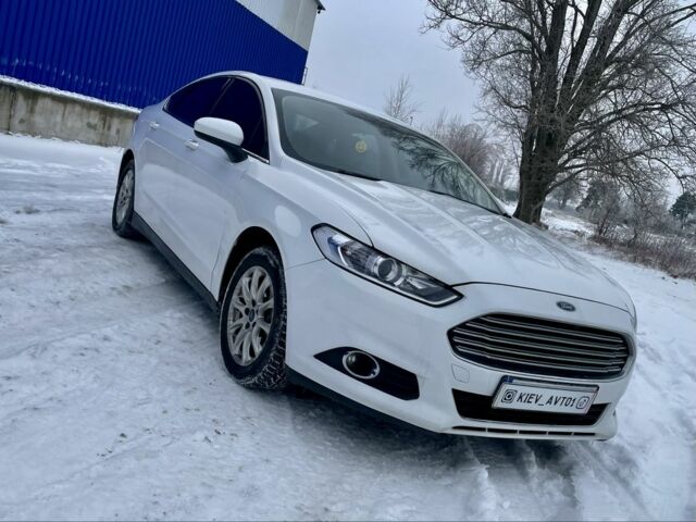 Білий Форд Фьюжен, об'ємом двигуна 2.5 л та пробігом 215 тис. км за 8699 $, фото 7 на Automoto.ua