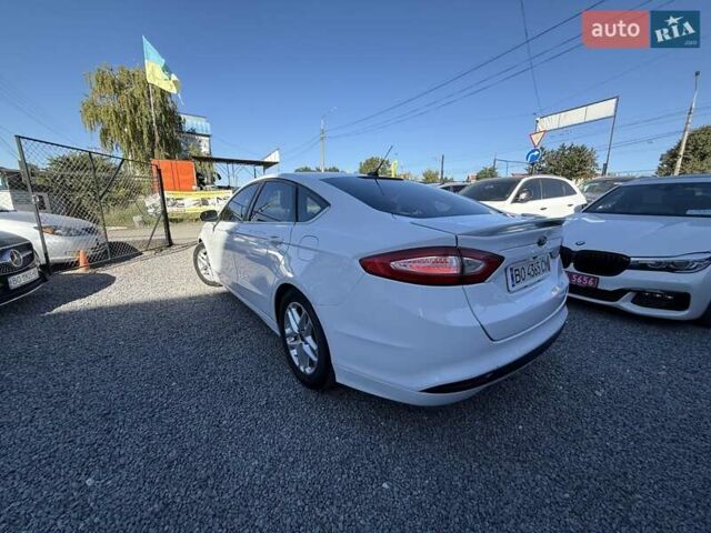 Белый Форд Фьюжн, объемом двигателя 2.49 л и пробегом 250 тыс. км за 8800 $, фото 8 на Automoto.ua