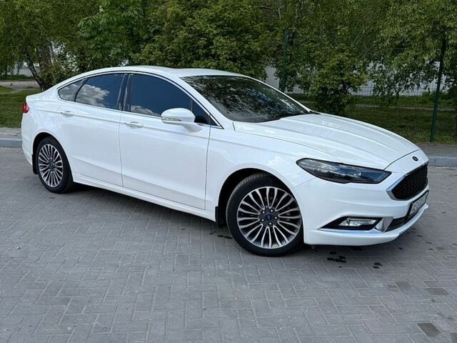 Белый Форд Фьюжн, объемом двигателя 2 л и пробегом 92 тыс. км за 13900 $, фото 7 на Automoto.ua