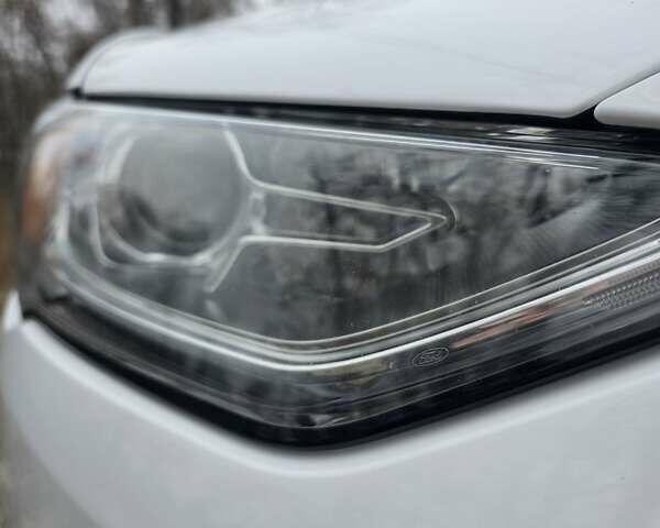 Білий Форд Фьюжен, об'ємом двигуна 2.49 л та пробігом 65 тис. км за 15500 $, фото 13 на Automoto.ua