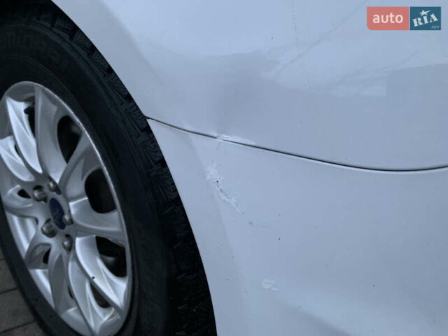 Белый Форд Фьюжн, объемом двигателя 2.5 л и пробегом 160 тыс. км за 10200 $, фото 33 на Automoto.ua