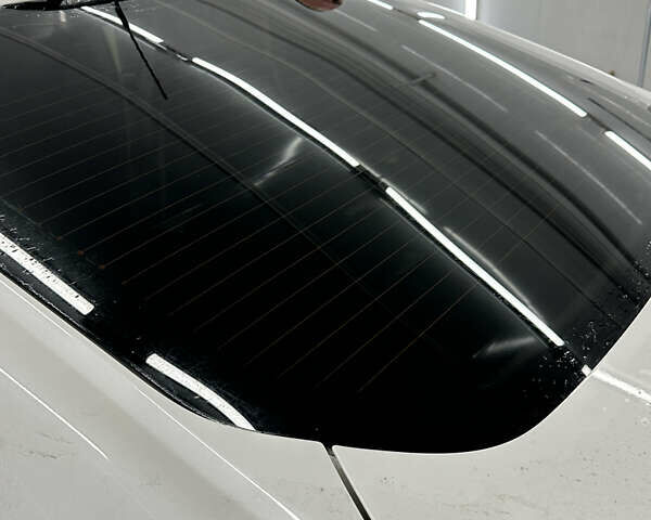 Белый Форд Фьюжн, объемом двигателя 2.5 л и пробегом 116 тыс. км за 11500 $, фото 6 на Automoto.ua