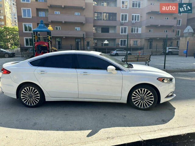 Белый Форд Фьюжн, объемом двигателя 2 л и пробегом 120 тыс. км за 15800 $, фото 4 на Automoto.ua