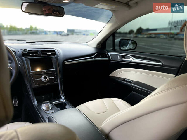 Белый Форд Фьюжн, объемом двигателя 2 л и пробегом 88 тыс. км за 14700 $, фото 6 на Automoto.ua