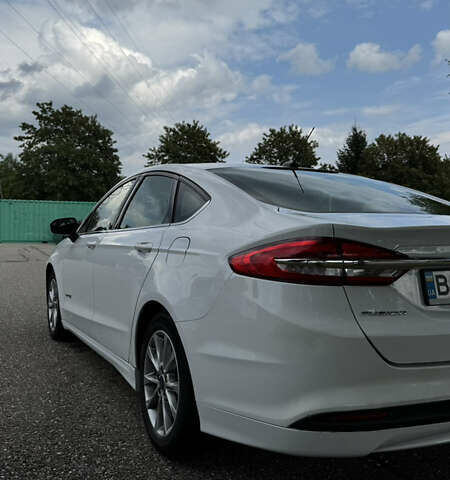 Форд Фьюжн 2017 в Полтаве на Automoto.ua Белый Форд Фьюжн, объемом двигателя 2 л и пробегом 215 тыс. км за 13000 $, фото 17 на Automoto.ua