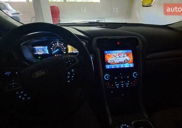 Белый Форд Фьюжн, объемом двигателя 2 л и пробегом 138 тыс. км за 13500 $, фото 7 на Automoto.ua